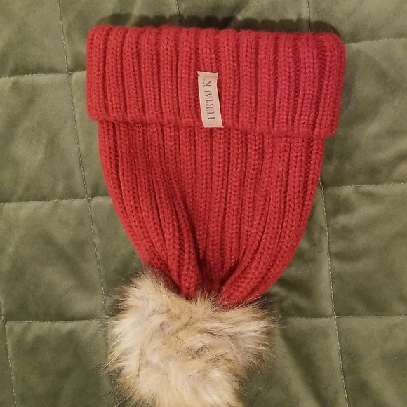 FURTALK  Women Winter Knitted Beanie hat with faux fur pom - Picture 4 of 7